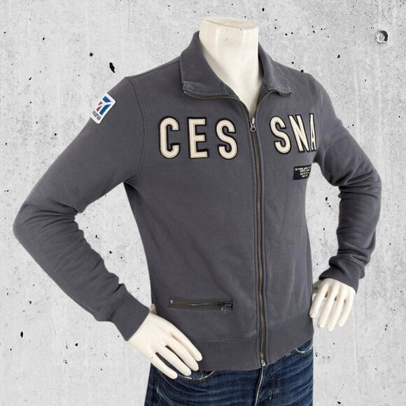 Red Canoe Cessna Airplane Sweatshirt Medium Gray Spell Out Full Zip Pockets - Picture 2 of 7